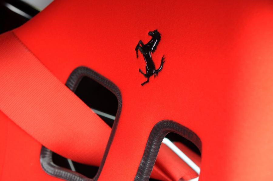  Ferrari 458 Challenge 2011 года  (фото 26 из 57)